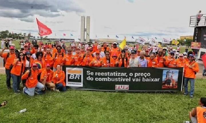 Classe trabalhadora ocupa Brasília em marcha por direitos e soberania