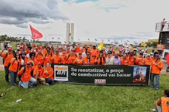 Classe trabalhadora ocupa Brasília em marcha por direitos e soberania