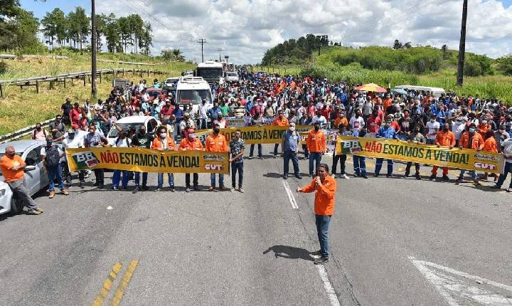 Movimento pela recompra da refinaria reforça importância do setor para a economia da Bahia