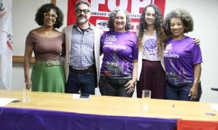 O trabalho das mulheres sustenta a vida
