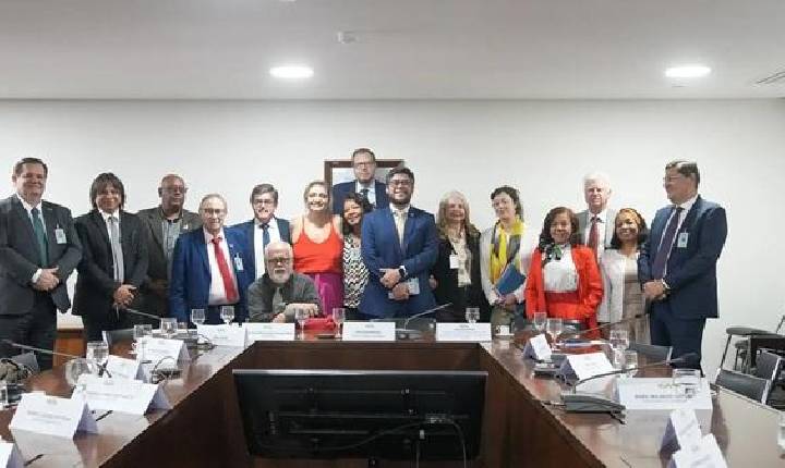 PÚBLICA BUSCA APOIO DO GOVERNO PELO FIM DA CONTRIBUIÇÃO DE APOSENTADOS E PENSIONISTAS