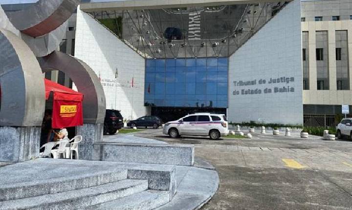 TJBA ATENDE PLEITO DO SINTAJ E INSTITUI MESA DE NEGOCIAÇÃO PERMANENTE