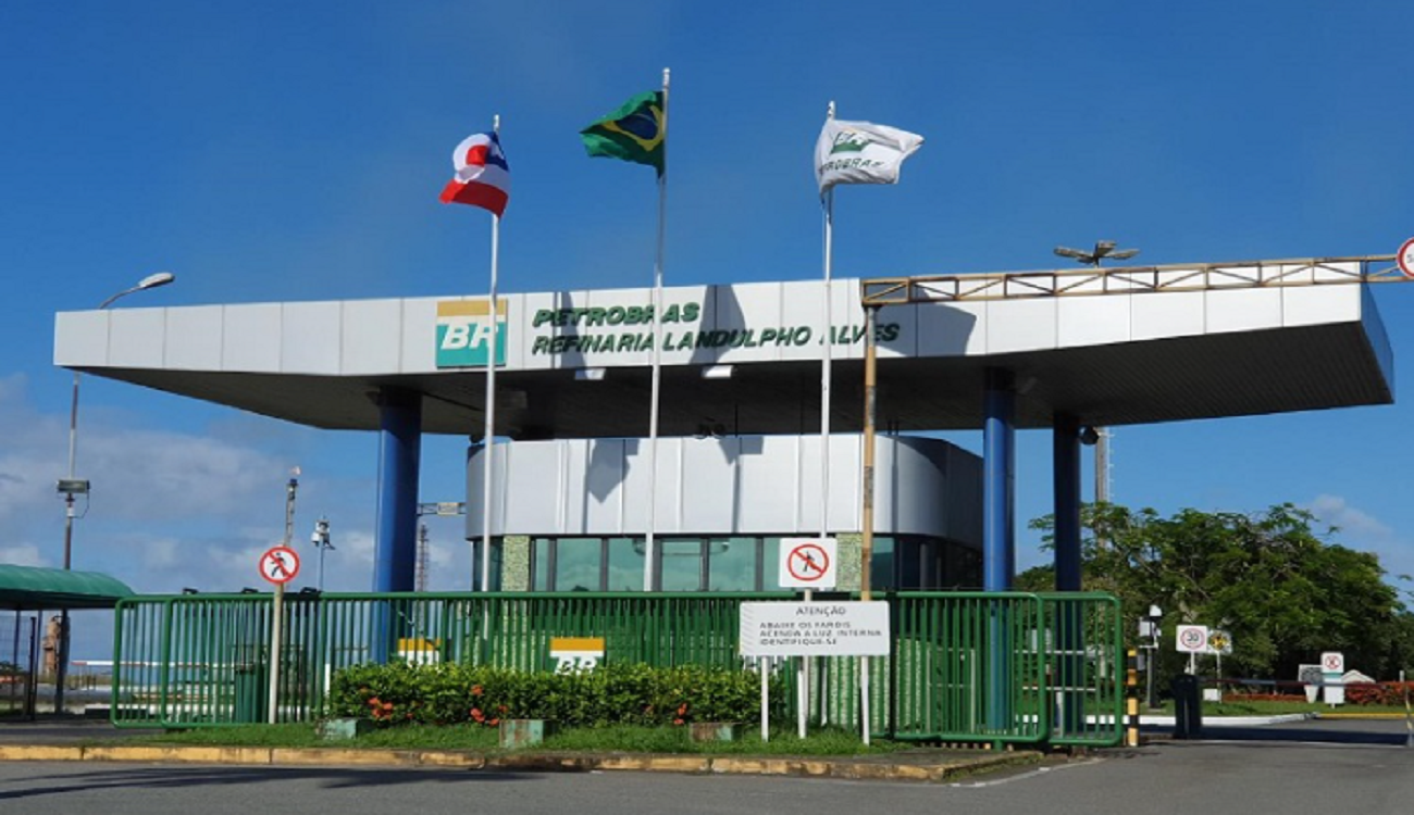 Direção da Petrobrás esconde casos de covid- 19 na Refinaria Landulpho Alves, na Bahia