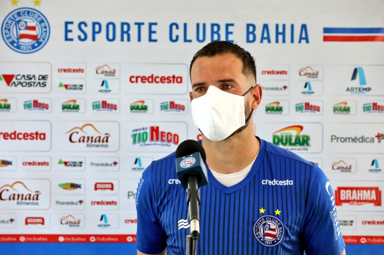 Zagueiro confia em crescimento do Bahia