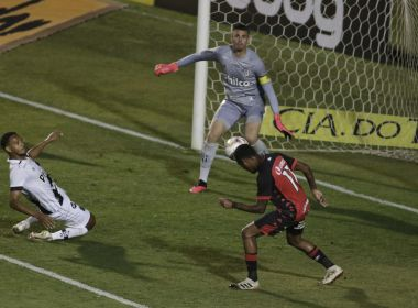 Em jogo movimentado, Vitória empata fora de casa com a Ponte Preta