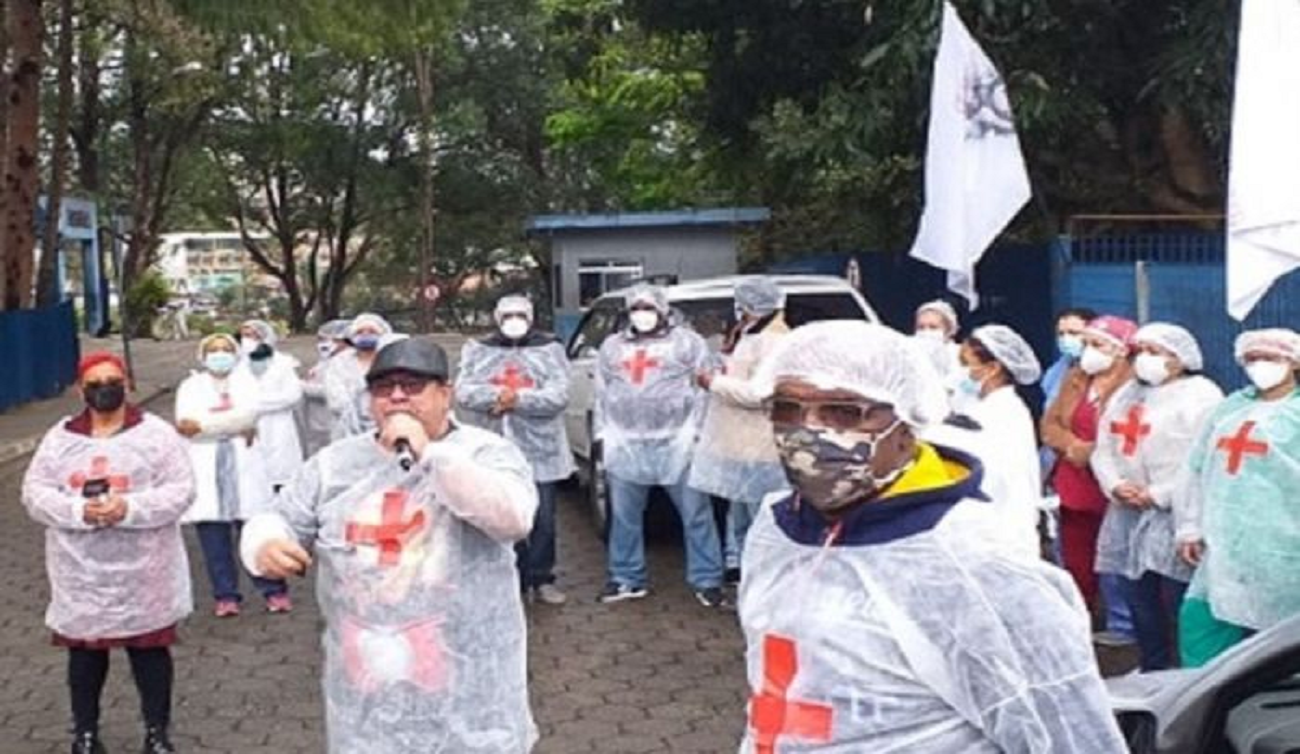 Trabalhadores da Saúde têm de lutar contra o coronavírus e a terceirização