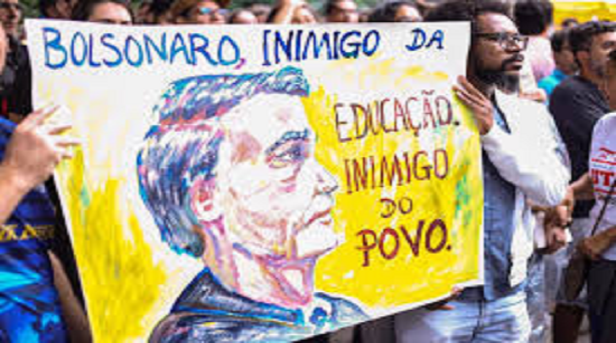APLB-Sindicato repudia ataque de Bolsonaro a professores e sindicatos