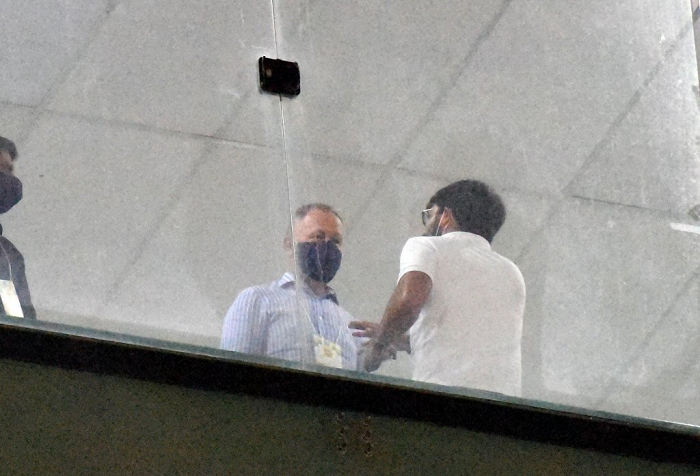 Sob os olhares de Mano, Bahia perde para o Grêmio em Pituaçu