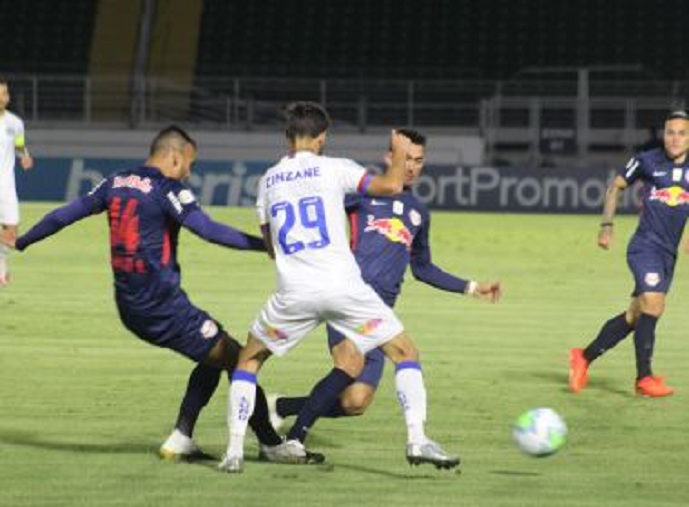 Atropelo com goleada em Bragança Paulista