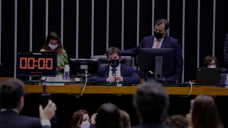 Regulamentação do novo Fundeb pode ser votada esta semana