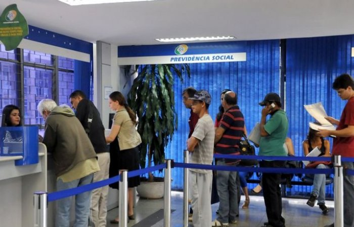 Um ano após a reforma grandes devedores não pagaram o INSS, como prometeu o governo