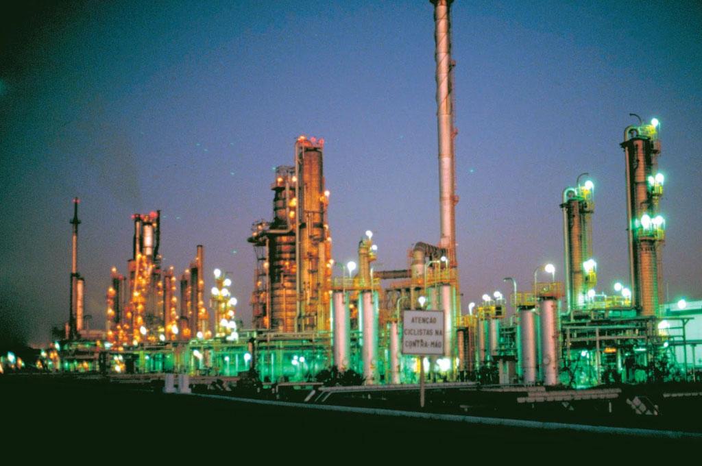Petrobrás aceita proposta da Ultrapar para privatizar a Refap