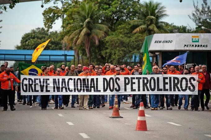 Petroleiros consideram demissão de Roberto Castello Branco uma vitória da categoria