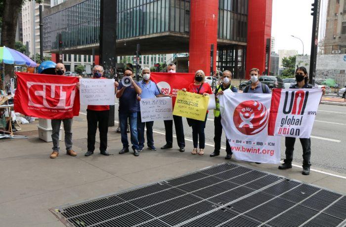 Sindicalistas no mundo repudiam golpe militar em Mianmar e defendem democracia