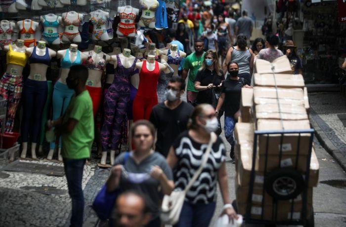 Trabalhador pode ser demitido se não usar máscara? Confira seus direitos e deveres