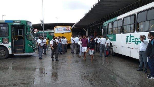 Rodoviários de Salvador e empresários do transporte público fecham acordo e greve prevista para segunda é suspensa