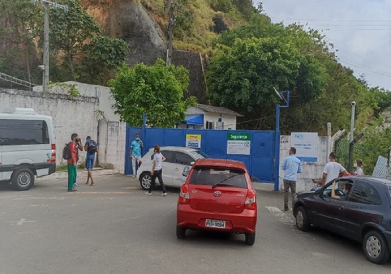 Após acordo emperrar, sindicato faz paralisação na BRK Ambiental Jaguaribe