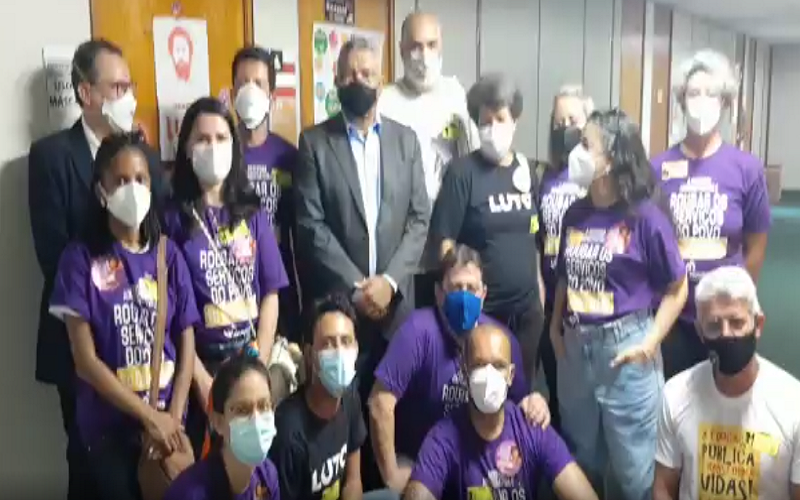 Apub participa da quarta semana de mobilização contra PEC 32 em Brasília