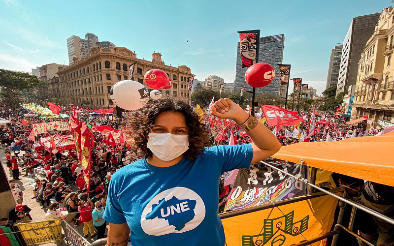 Solidariedade a Bruna Brelaz, presidenta da UNE