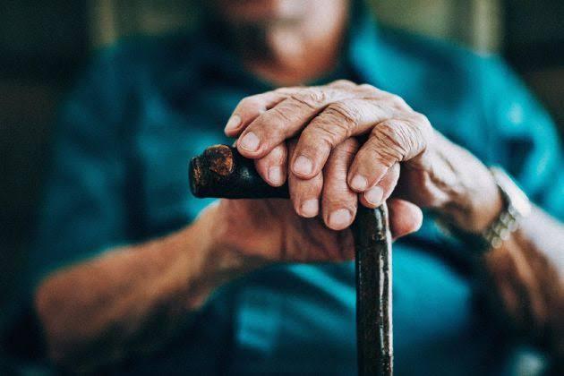 Fenapef ganha liminar em defesa de aposentados e pensionistas