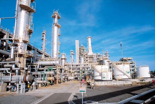 Governo Bolsonaro entrega a Rlam, primeira refinaria do Sistema Petrobrás