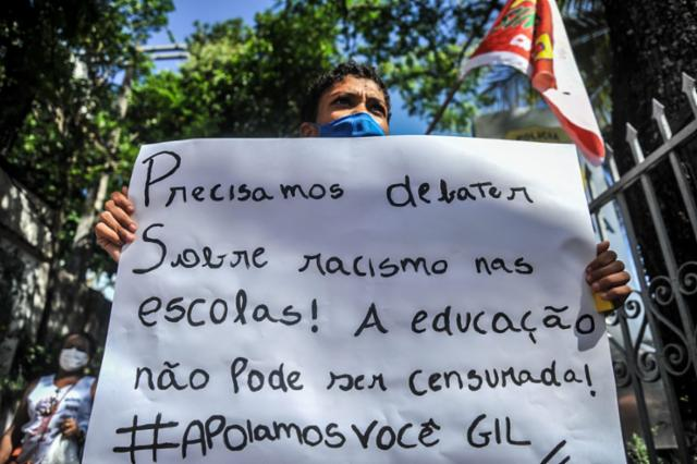 MANIFESTAÇÃO PROMOVIDA PELA APLB NA DERCCA