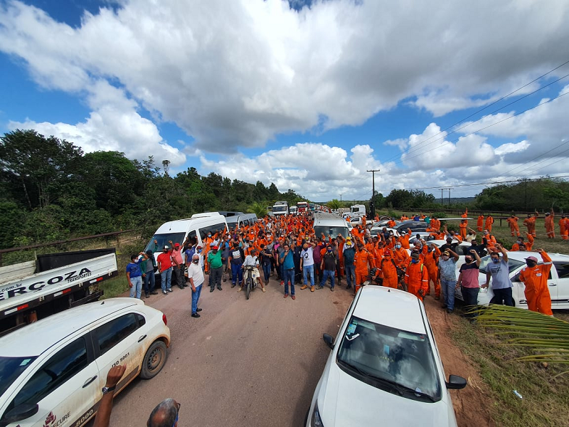 Sindipetro Bahia paralisa as atividades em Bálsamo para discutir sobre privatização da própria unidade e da Petrobras