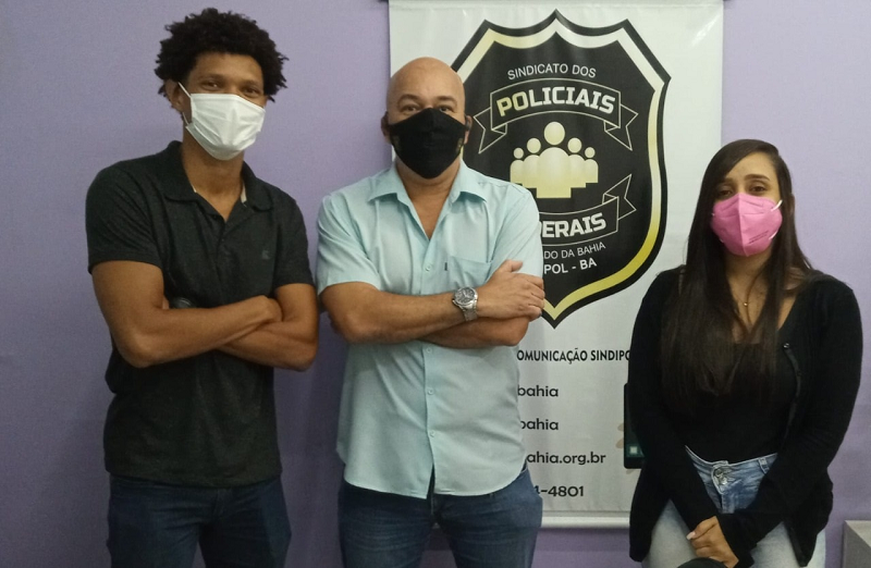 APROVADOS NO CONCURSO DA PF SÃO RECEBIDOS NO SINDIPOL-BA