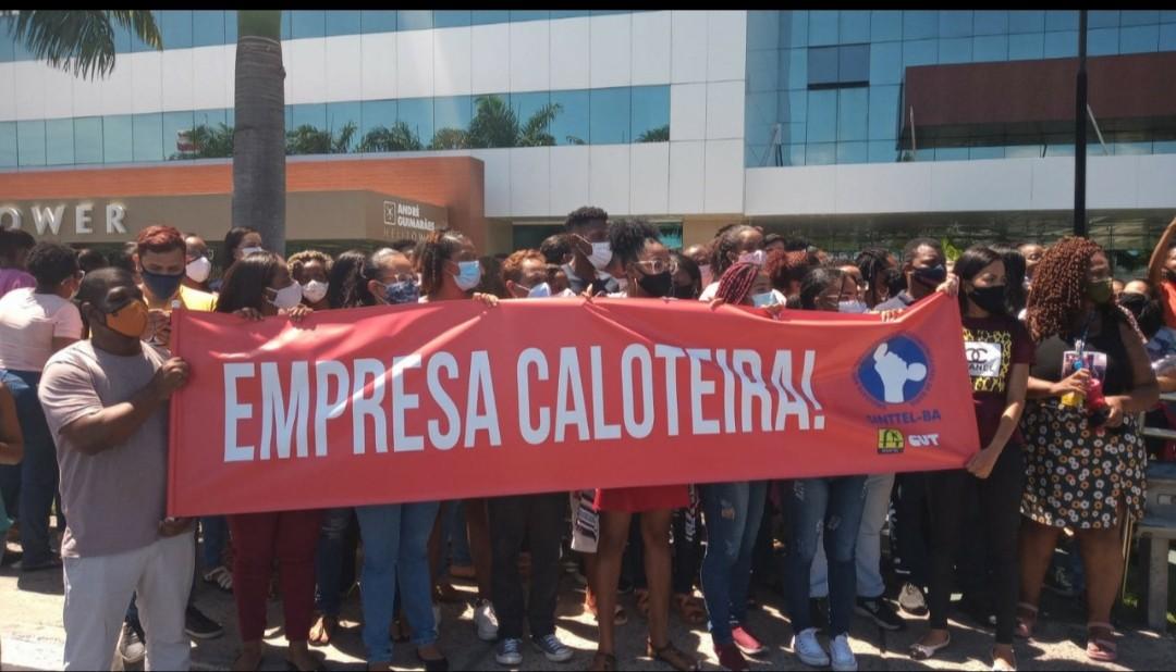 Trabalhadores aprovam paralisação no teleatendimento da Caixa