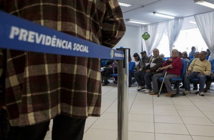 STF aprova revisão da vida toda do INSS para aposentados
