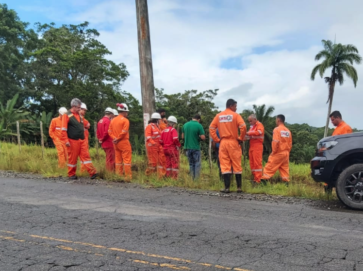 INEMA e ANP visitam comunidade de Dom João, na Bahia, após denúncia de degradação ambiental causada pela Petrobrás
