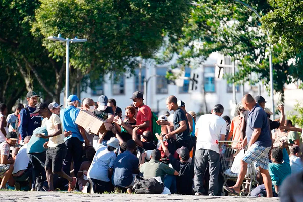 Mulheres negras estão ‘à deriva’, diz diretora de ONG