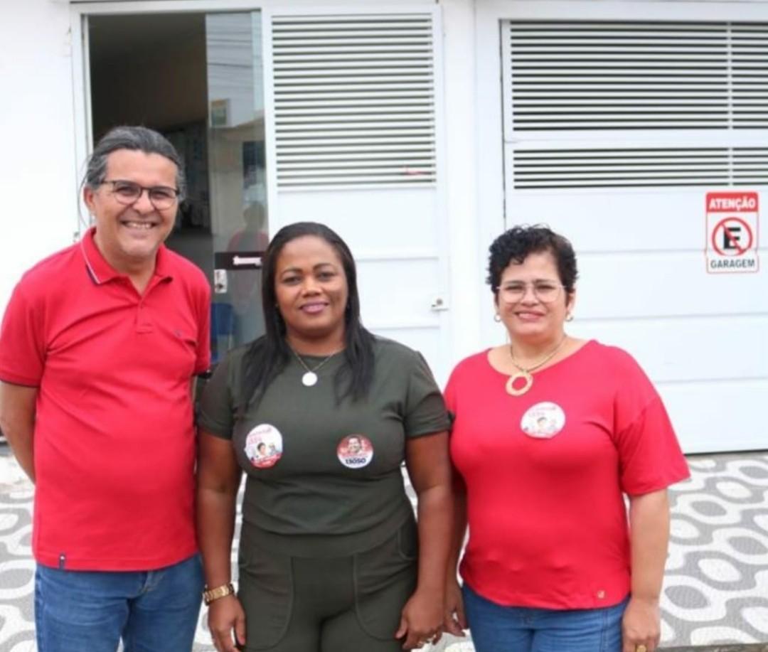 Em Ipirá, Radiovaldo e Elisângela defendem criação de polo industrial de couro, calçados e artefatos