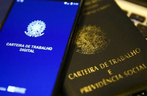 Reforma trabalhista deve ser revista