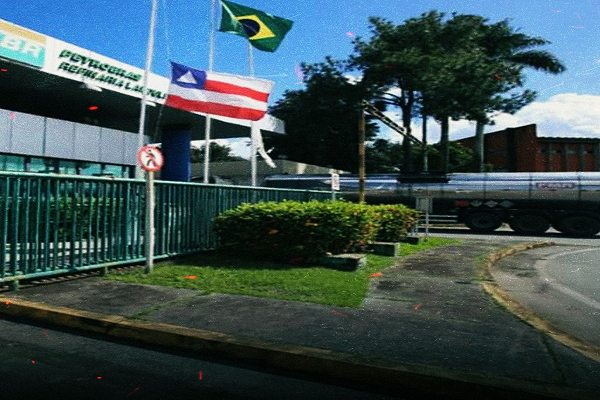 Processo de transferência de trabalhadores da RLAM para outros estados é marcado por falta de lisura