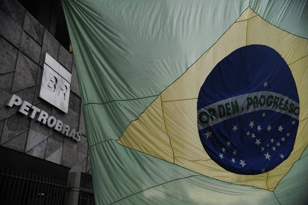 Sob pressão, CA da Petrobrás suspende privatização de 32 ativos, mas mantém a venda de 6