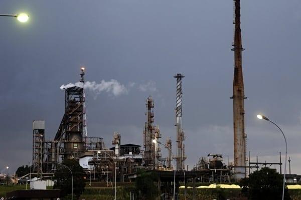 FUP e Anapetro acionam CVM e TCU contra irregularidades na venda da SIX
