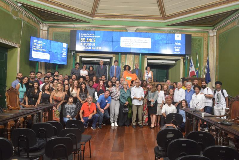 APUB presente na Sessão Especial em Homenagem aos 65 nos da Escola de Geologia