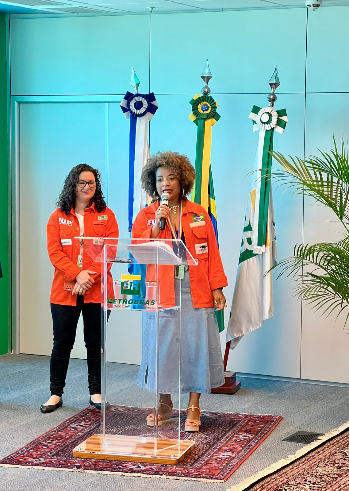 Sindipetro Bahia assina ACT com a Petrobrás