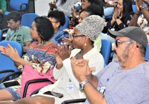 Embasa libera a utilização em suas instalações de vestimentas e adereços religiosos