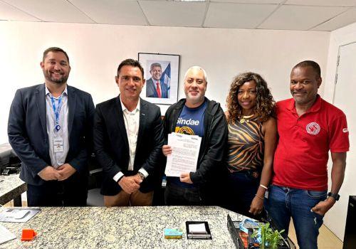 Sindae e Embasa assinam aditivo ao ACT que cria o turno de nove horas