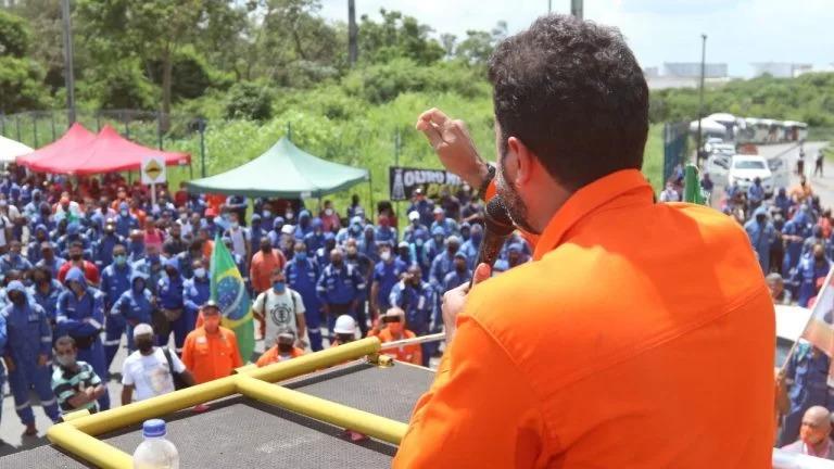 Em resposta à FUP, Petrobrás agenda reunião dia 20 para discutir retorno dos transferidos da RLAM