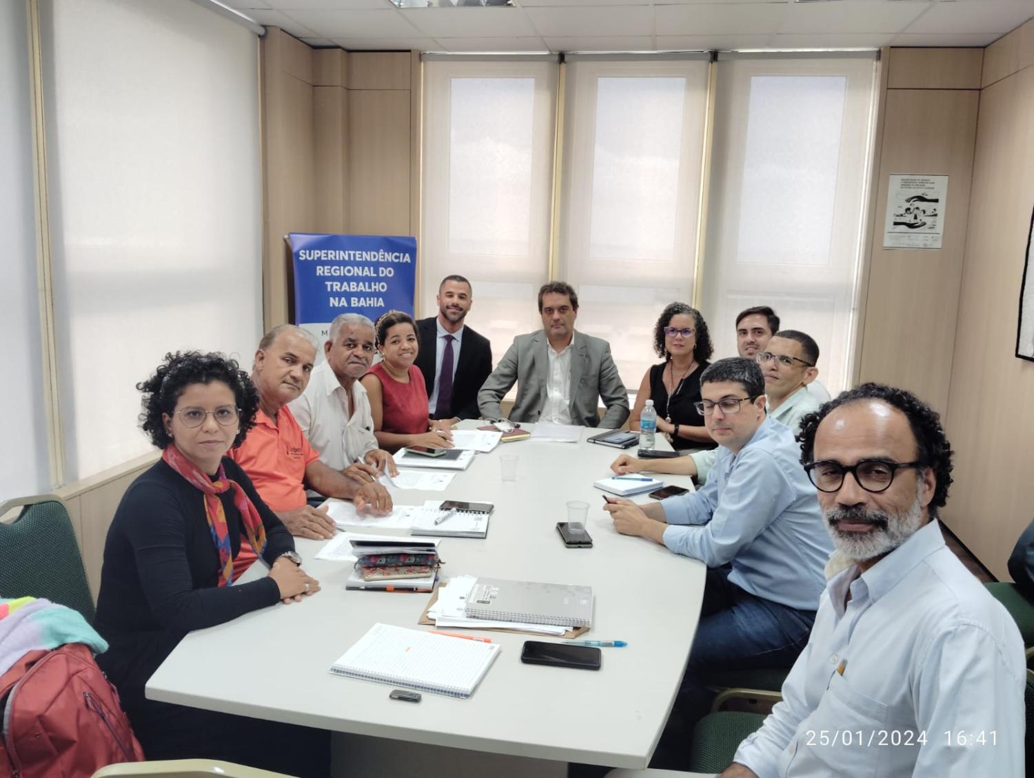 Segurança em primeiro lugar: Sindipetro-Ba e Acelen realizam segunda reunião sobre adequações