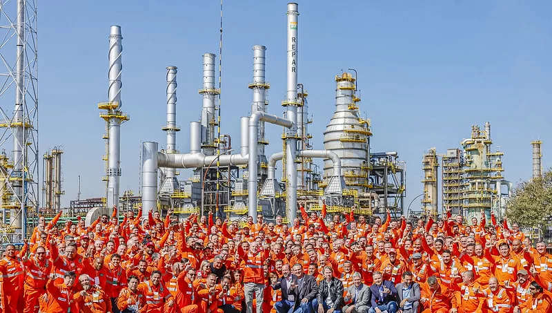 Emoção marca cerimônia de retomada da Fafen PR, após 4 anos fechada