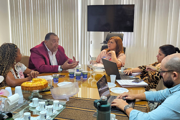 Reunião entre Fóruns: construção de futuros encaminhamentos