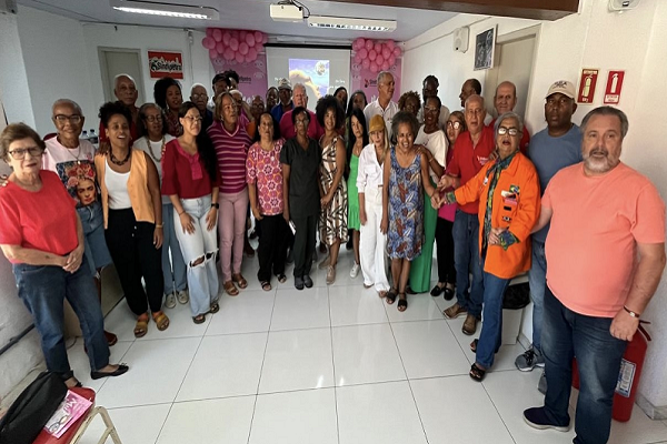 Outubro Rosa- Coletivo de Mulheres do Sindipetro Bahia promove roda de conversa sobre o câncer de mama