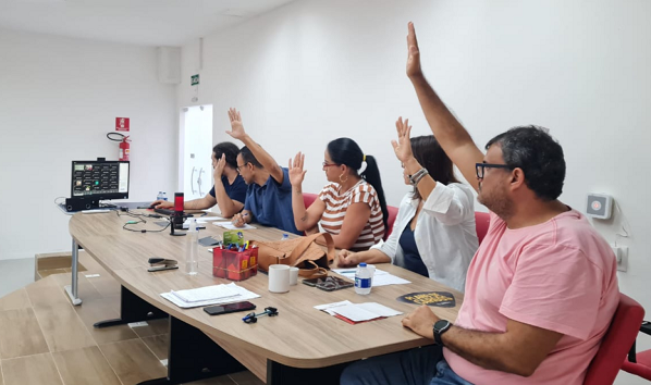 EMPRÉSTIMO DO FUNDO DE GREVE PARA SERVIDORES(AS) QUE TIVERAM CORTE DE PONTO É APROVADO EM ASSEMBLEIA