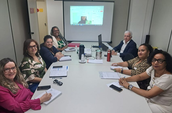 APLB discute a situação da EJA de Salvador em reunião com o Ministério Público