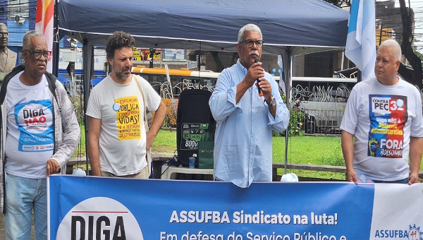APUB Sindicato e servidores da UFBA realizam ato em Salvador contra a reforma administrativa e em defesa da justiça social