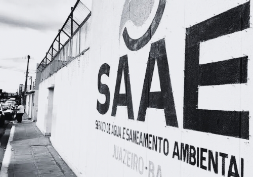 Contratação milionária do SAAE de Juazeiro contrasta com falta de valorização dos servidores